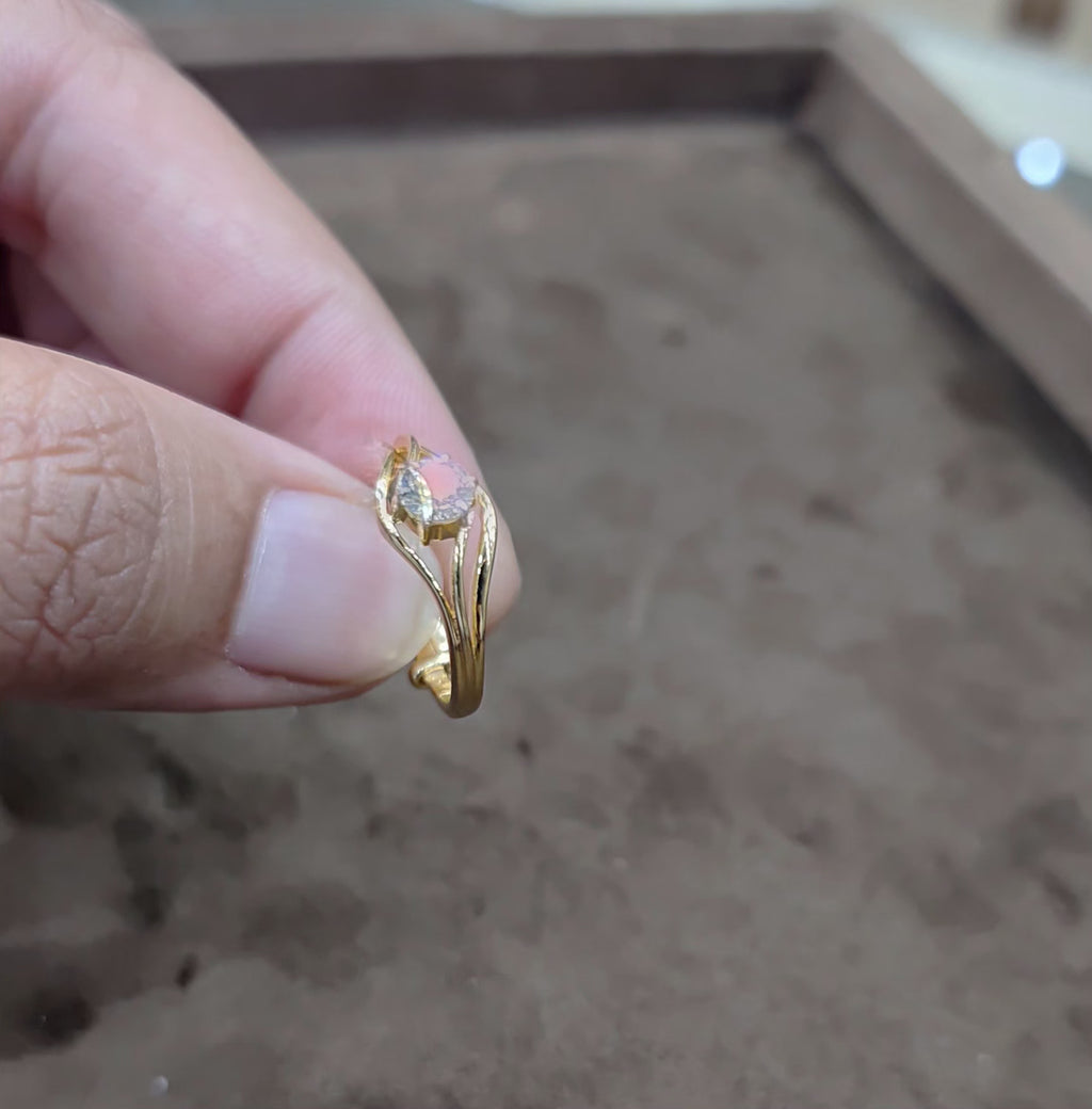 Diamond Ring _ 50 Cents Diamond in 18K Gold